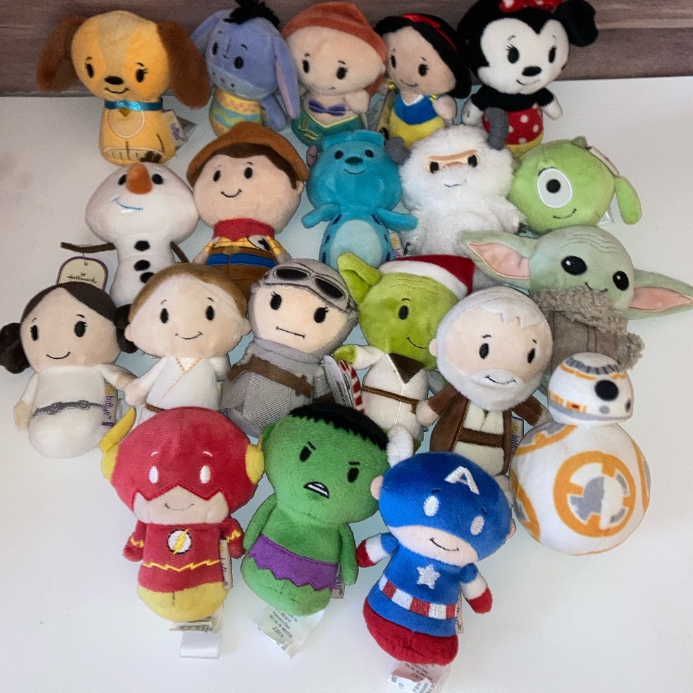 Hallmark Itty Bittys Lot of 20 Disney Marvel Star Wars EUC and NWT
